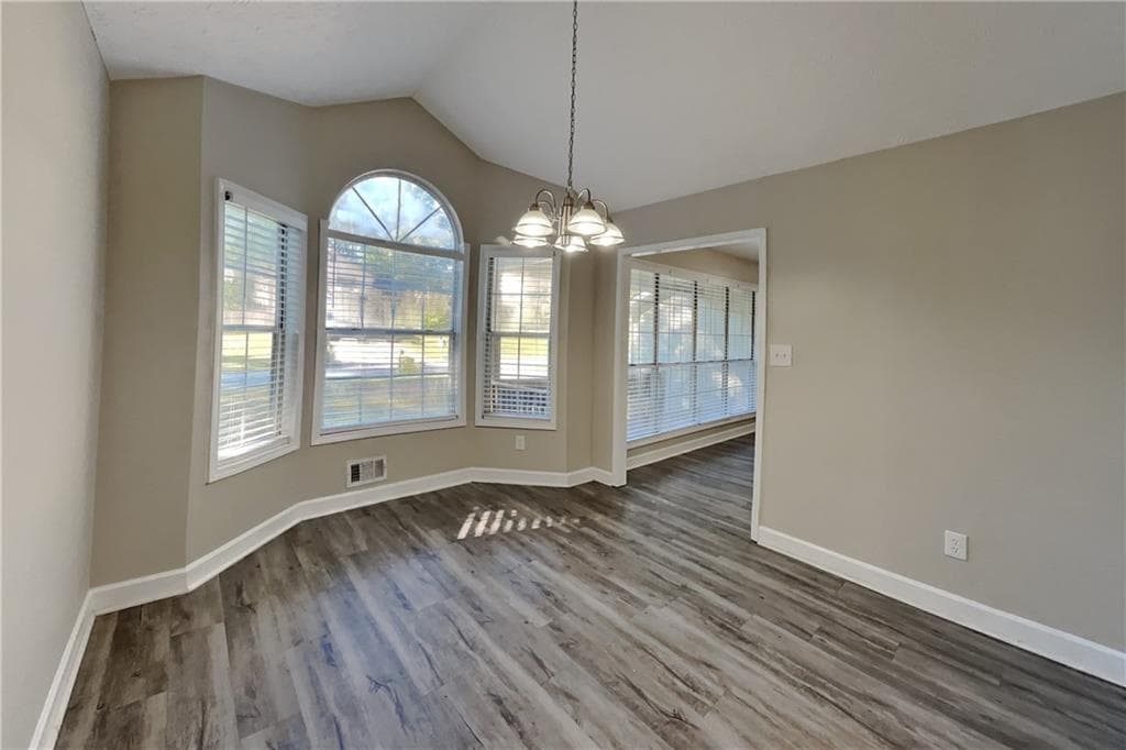 4 bedroom, 3 bathroom, 2,492 sq ft single family residence for rent at 4049 Evelyn Drive, Powder Springs, GA 30127 for $2,240 a month — photo 6