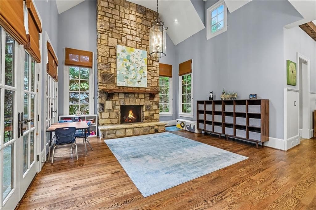 6 bedroom, 8 bathroom, 6,251 sq ft single family residence for rent at 3901 N Stratford Road, Atlanta, GA 30342 for $13,500 a month — photo 10