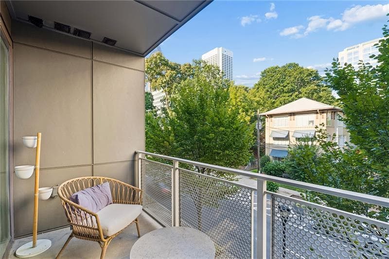 2 bedroom, 2 bathroom, 1,282 sq ft condominium for rent at 775 Juniper Street 319, Atlanta, GA 30308 for $4,000 a month — photo 7