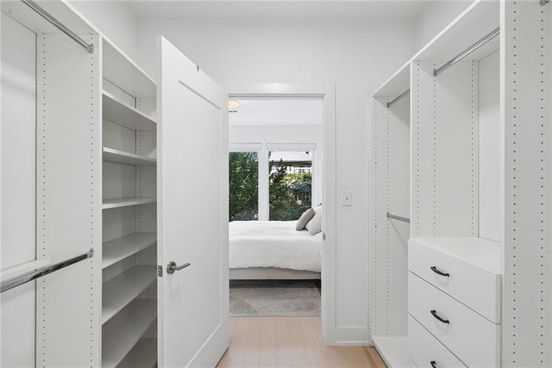 2 bedroom, 2 bathroom, 1,282 sq ft condominium for rent at 775 Juniper Street 319, Atlanta, GA 30308 for $4,000 a month — photo 10