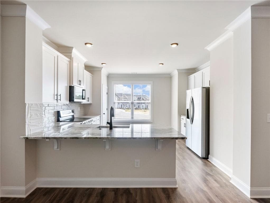 3 bedroom, 3 bathroom, 1,810 sq ft townhouse for sale at 208 Grand Highlands Court, Bethlehem, GA 30680 — photo 7