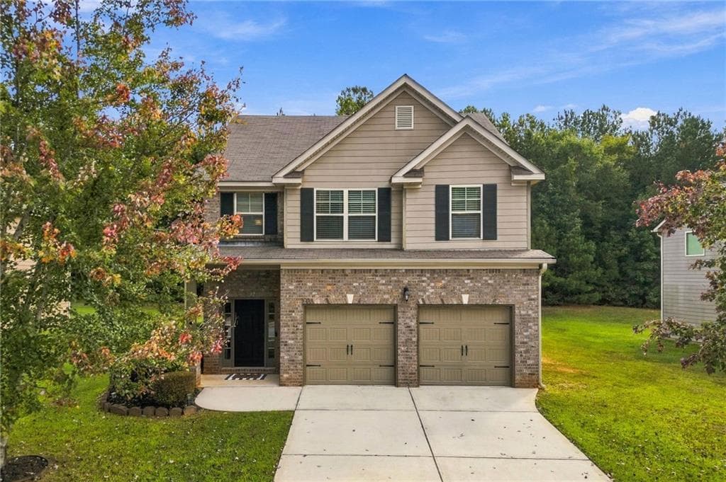3 bedroom, 3 bathroom, 1,840 sq ft single family residence for sale at 1422 Stone Ridge Court, Hampton, GA 30228