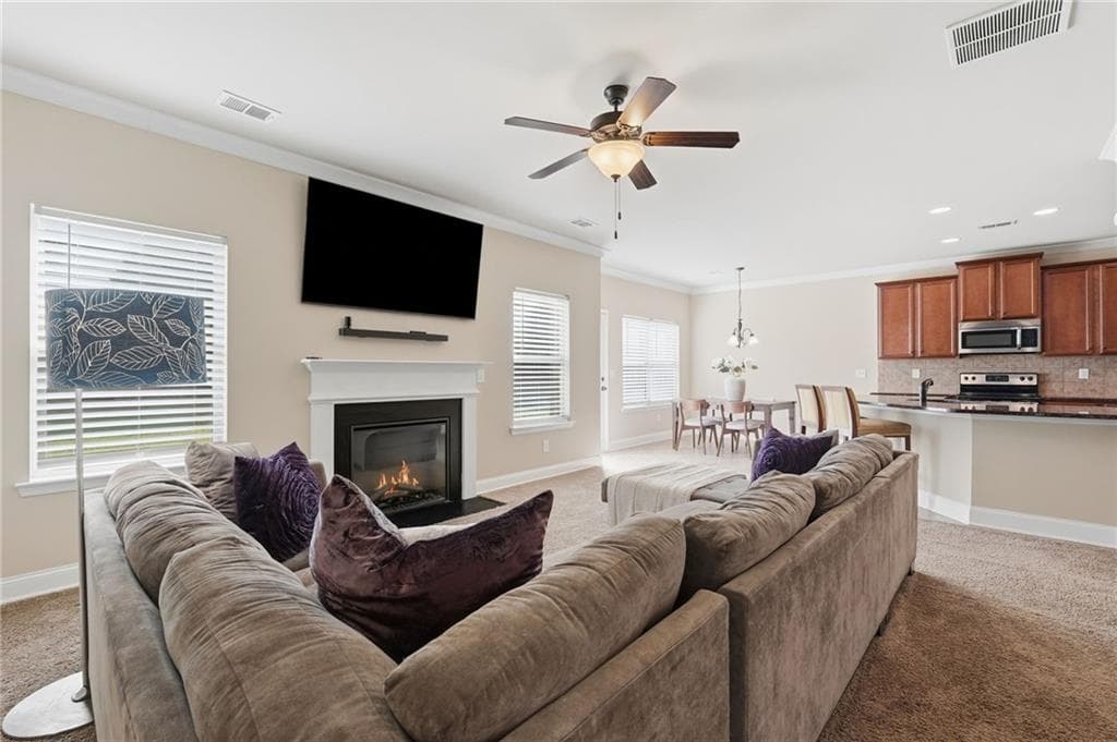 3 bedroom, 3 bathroom, 1,840 sq ft single family residence for sale at 1422 Stone Ridge Court, Hampton, GA 30228 — photo 6