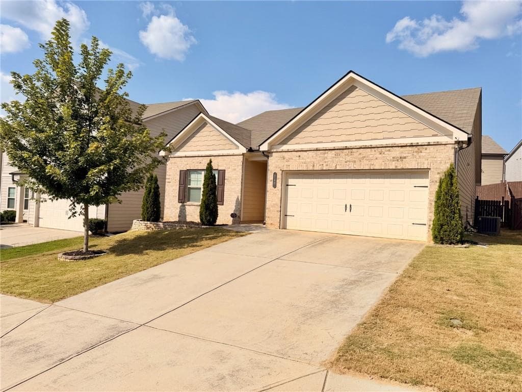 3 bedroom, 2 bathroom, 2,096 sq ft single family residence for sale at 340 Auburn Crossing Dr Drive, Auburn, GA 30011 — photo 4