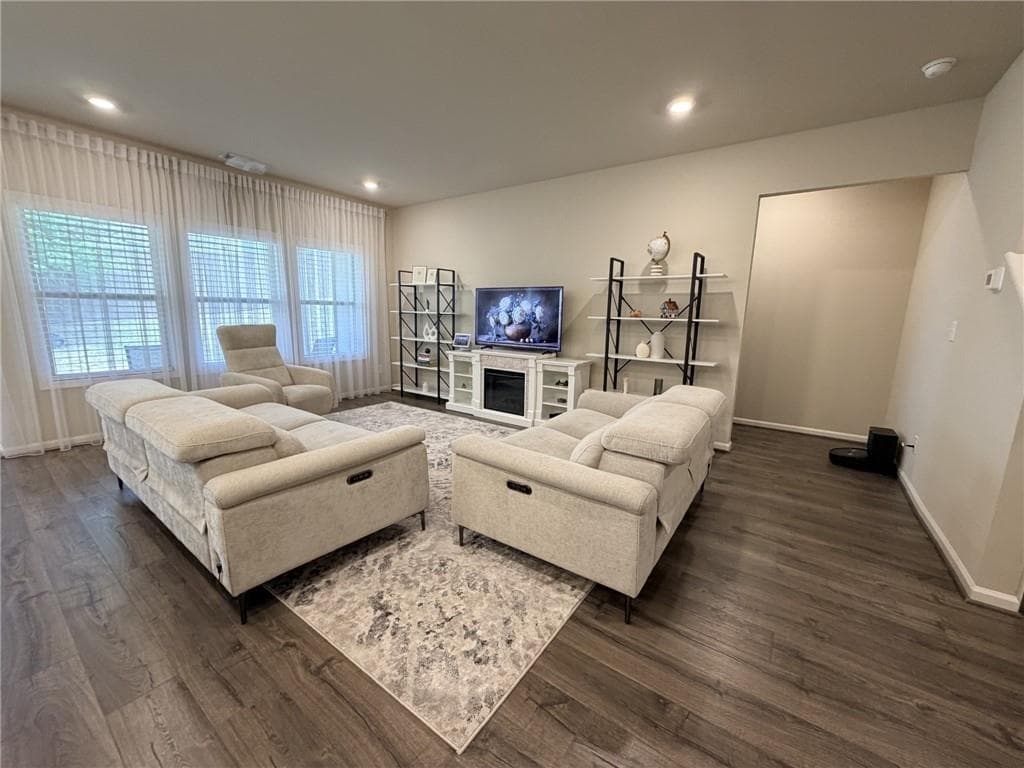 3 bedroom, 2 bathroom, 2,096 sq ft single family residence for sale at 340 Auburn Crossing Dr Drive, Auburn, GA 30011 — photo 10