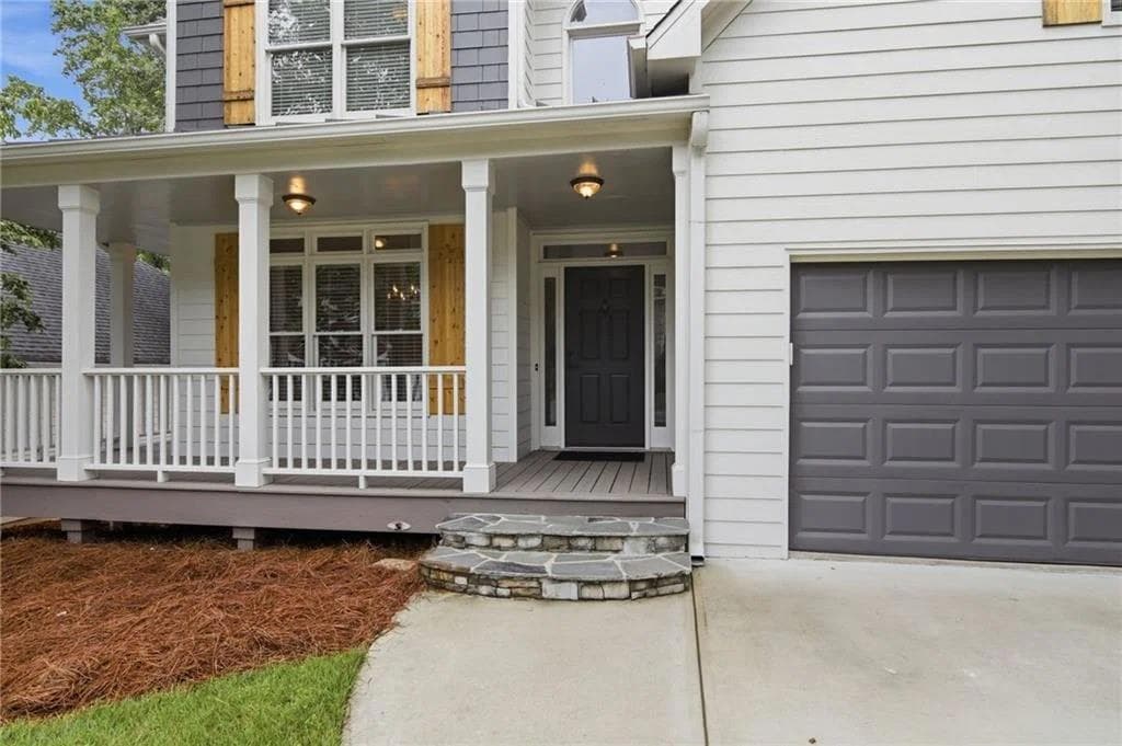 5 bedroom, 4 bathroom, 2,314 sq ft single family residence for sale at 4343 Clairesbrook Lane, Acworth, GA 30101 — photo 2