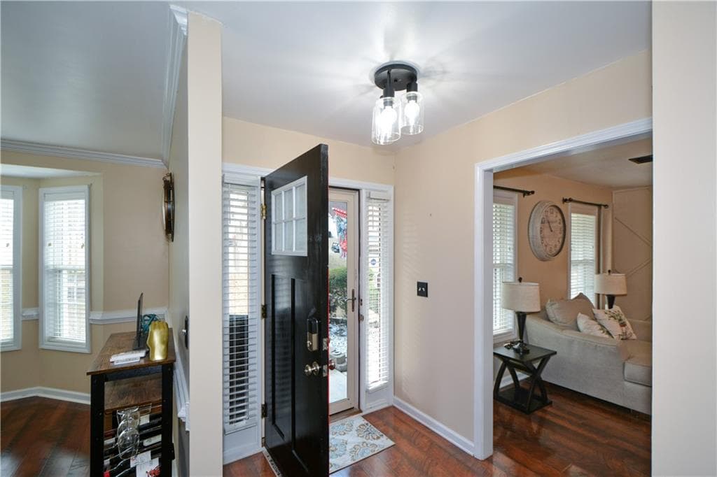 3 bedroom, 3 bathroom, 2,316 sq ft single family residence for sale at 4400 Mortons Way, Ellenwood, GA 30294 — photo 6