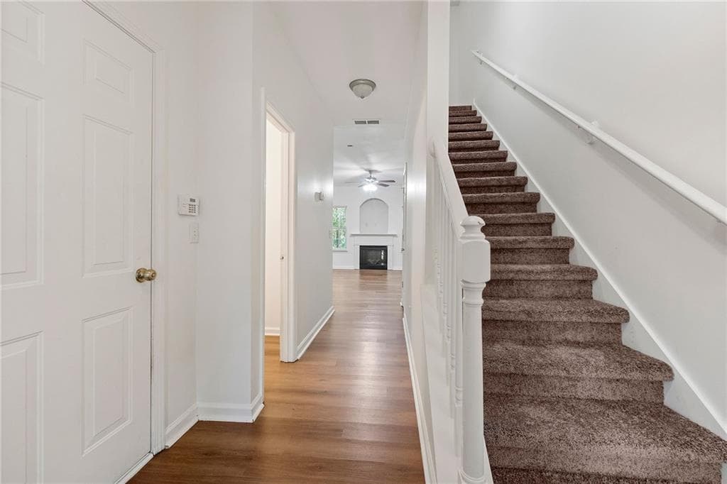 3 bedroom, 3 bathroom, 1,613 sq ft townhouse for rent at 7632 Rutgers Circle, Fairburn, GA 30213 for $2,000 a month — photo 2