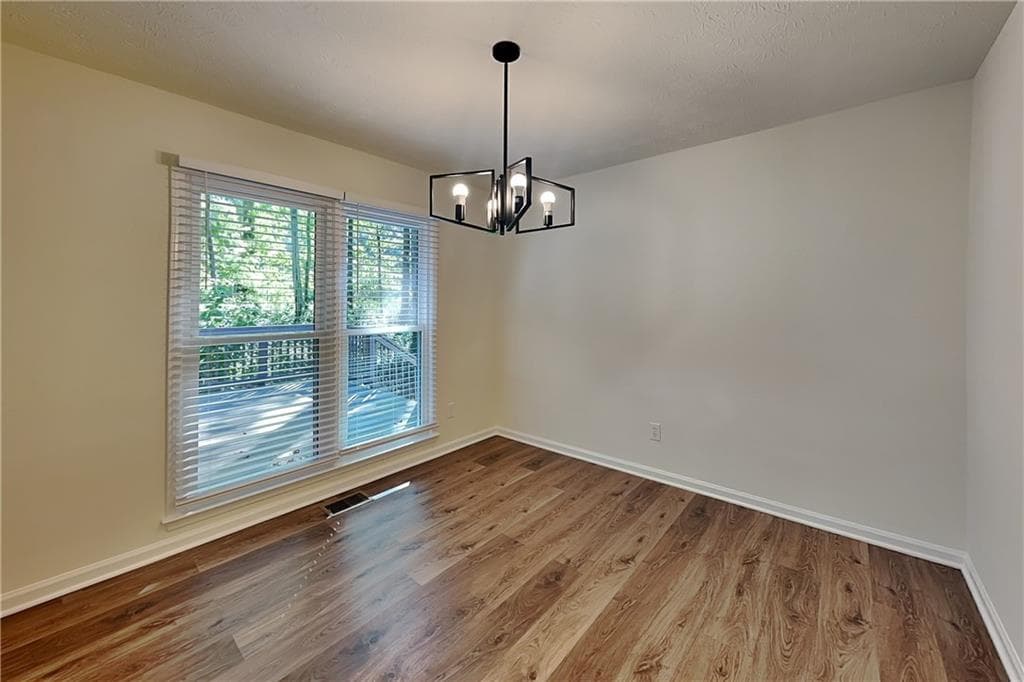 3 bedroom, 2 bathroom, 2,010 sq ft single family residence for rent at 4928 Olde Mill Drive, Marietta, GA 30066 for $2,375 a month — photo 7