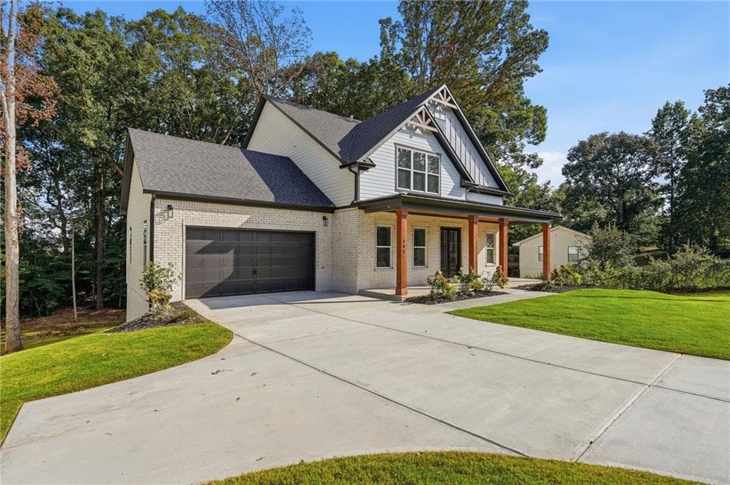 5 bedroom, 4 bathroom, 2,981 sq ft single family residence for sale at 741 N Price Road, Sugar Hill, GA 30518 — photo 2