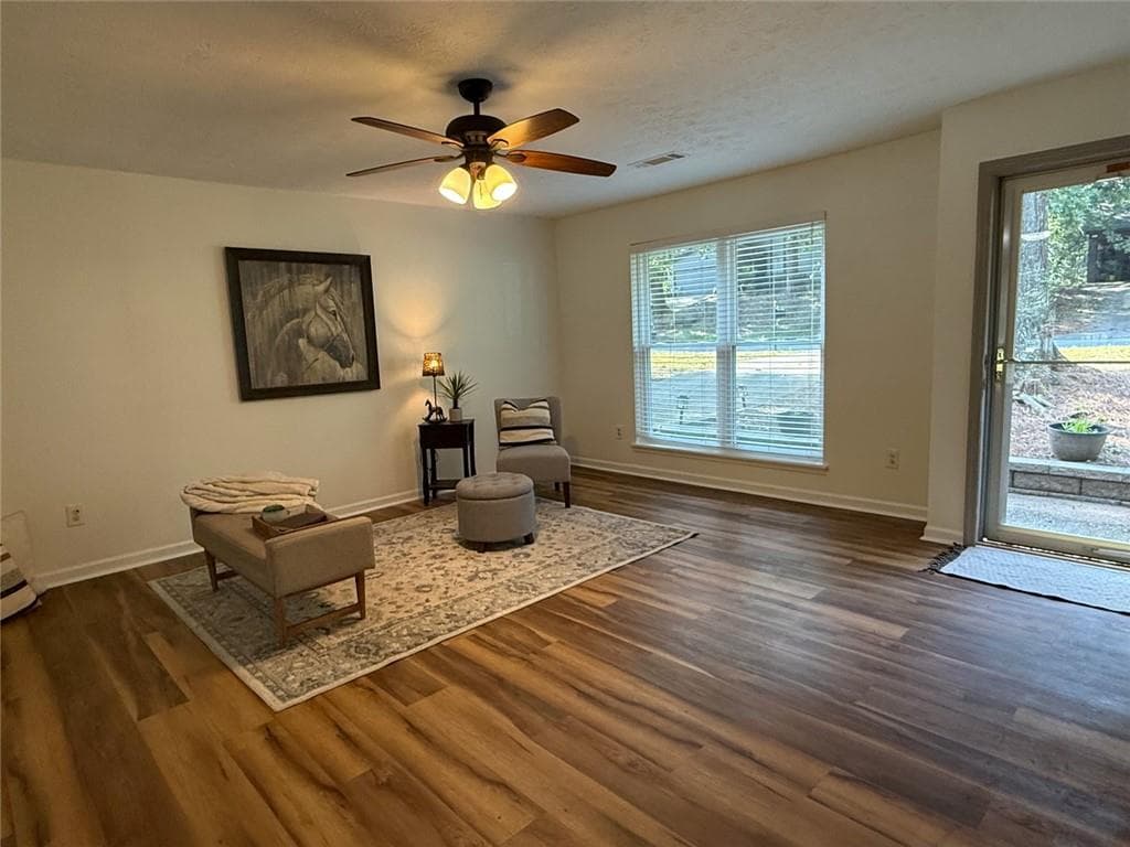 3 bedroom, 2 bathroom, 1,436 sq ft single family residence for sale at 1420 Indian Way, Lilburn, GA 30047 — photo 5