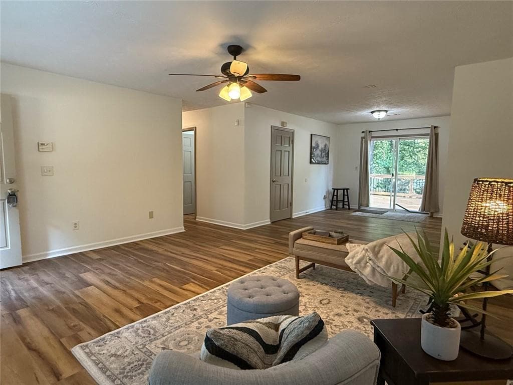 3 bedroom, 2 bathroom, 1,436 sq ft single family residence for sale at 1420 Indian Way, Lilburn, GA 30047 — photo 6