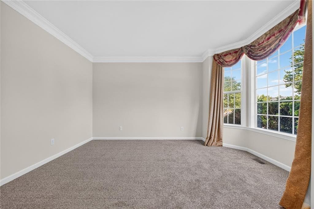 5 bedroom, 3 bathroom, 2,693 sq ft single family residence for sale at 775 Abercorn Drive, Atlanta, GA 30331 — photo 5