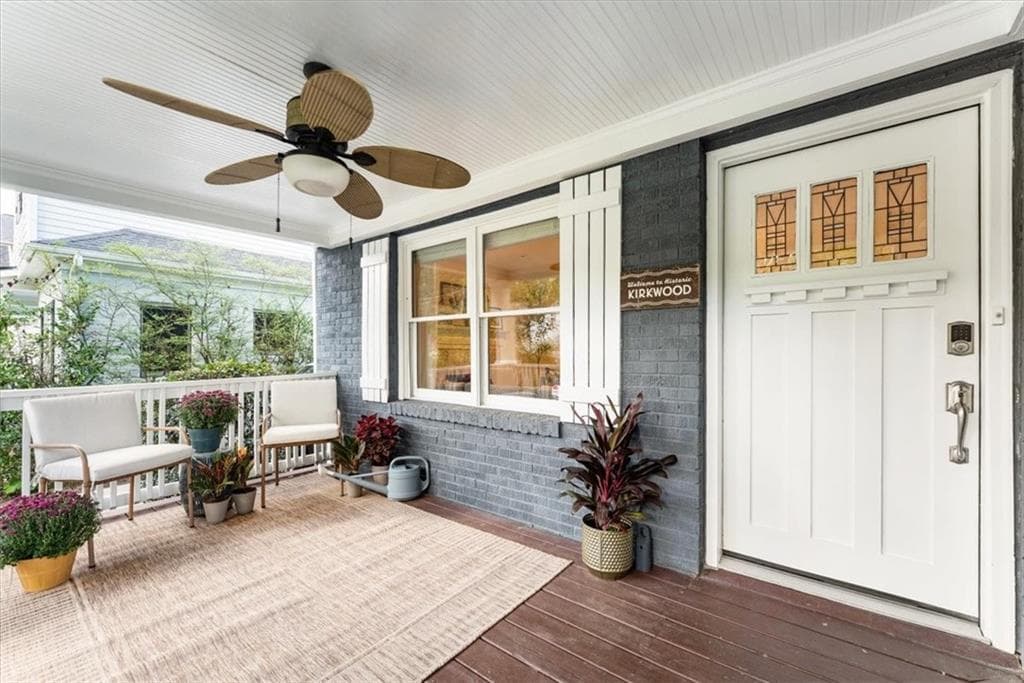 3 bedroom, 2 bathroom, 1,607 sq ft single family residence for sale at 198 Watson Circle Southeast, Atlanta, GA 30317 — photo 4