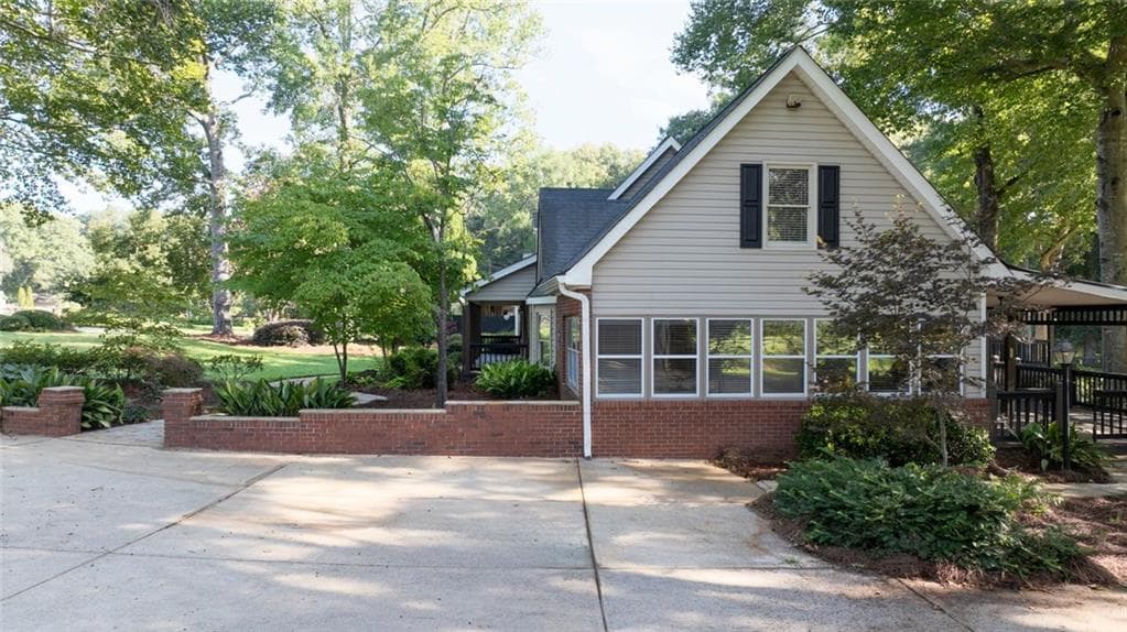 4 bedroom, 4 bathroom, 4,347 sq ft single family residence for sale at 2695 Old Villa Rica Road, Powder Springs, GA 30127 — photo 4