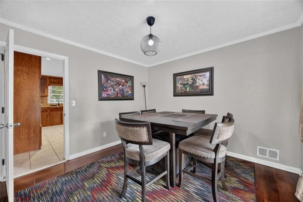 5 bedroom, 3 bathroom, 3,340 sq ft single family residence for sale at 4421 Buckingham Circle, Decatur, GA 30035 — photo 7