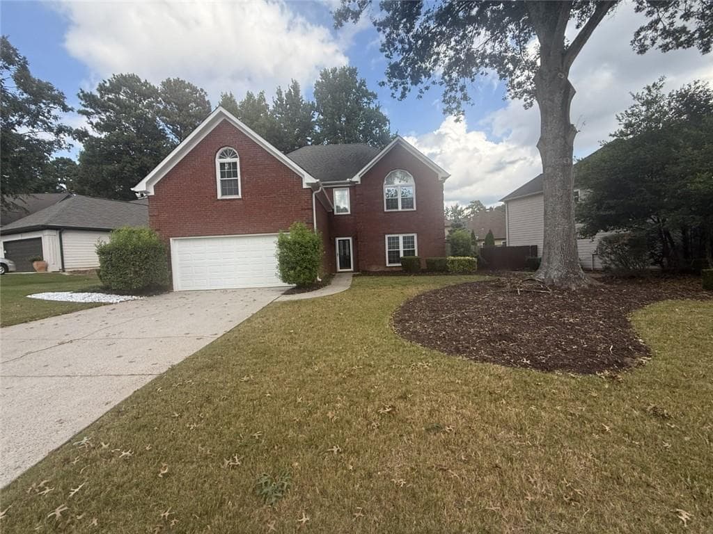 4 bedroom, 3 bathroom, 2,674 sq ft single family residence for rent at 525 Birch Forest Lane, Johns Creek, GA 30005 for $3,000 a month