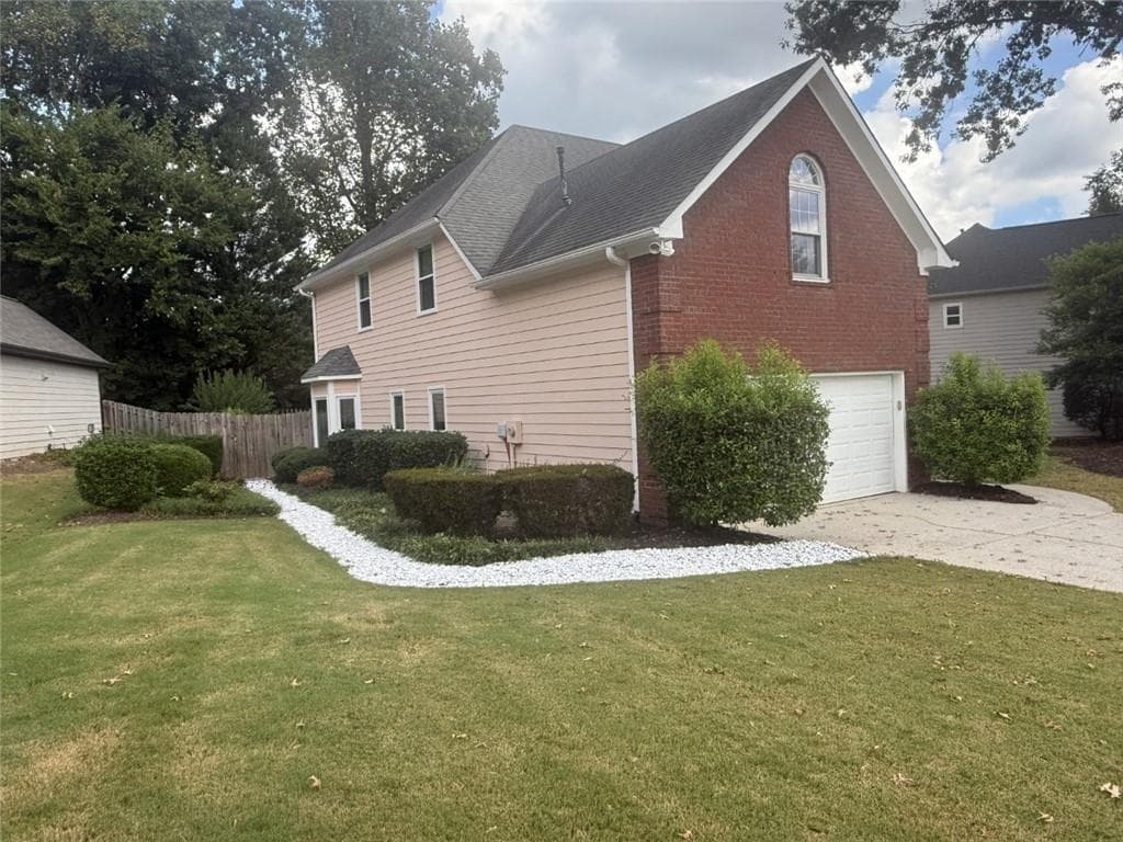 4 bedroom, 3 bathroom, 2,674 sq ft single family residence for rent at 525 Birch Forest Lane, Johns Creek, GA 30005 for $3,000 a month — photo 3