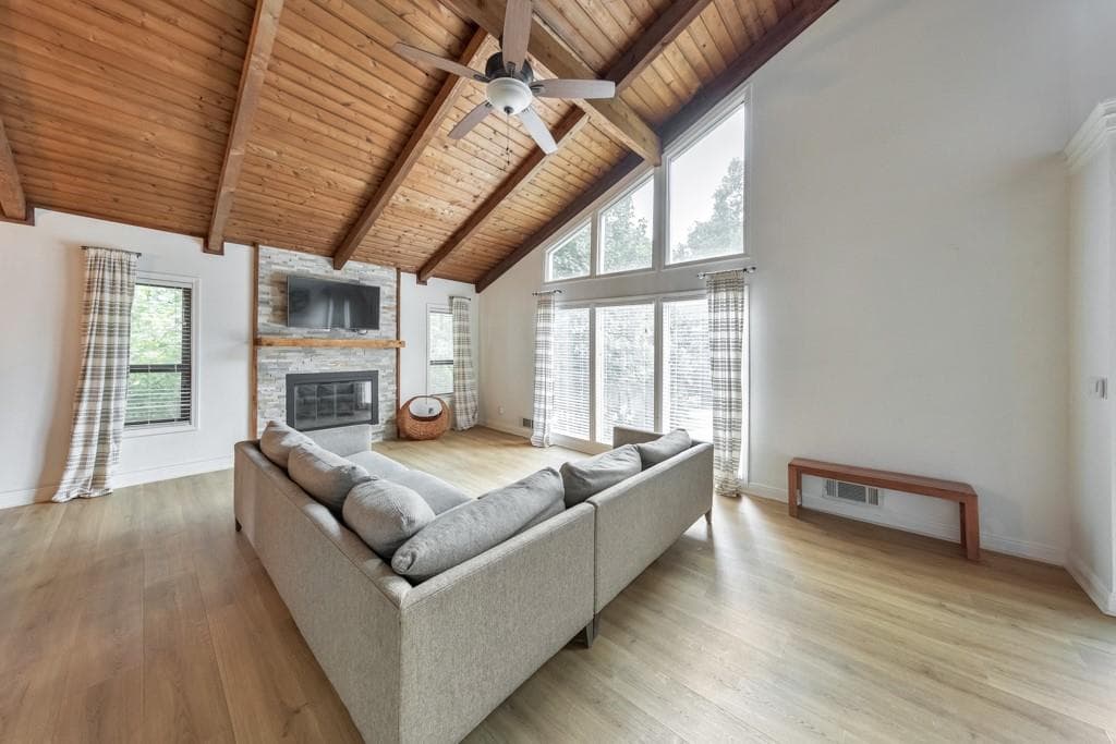 4 bedroom, 3 bathroom, 2,728 sq ft single family residence for rent at 3701 Thornwood Way, Marietta, GA 30062 for $3,300 a month — photo 4