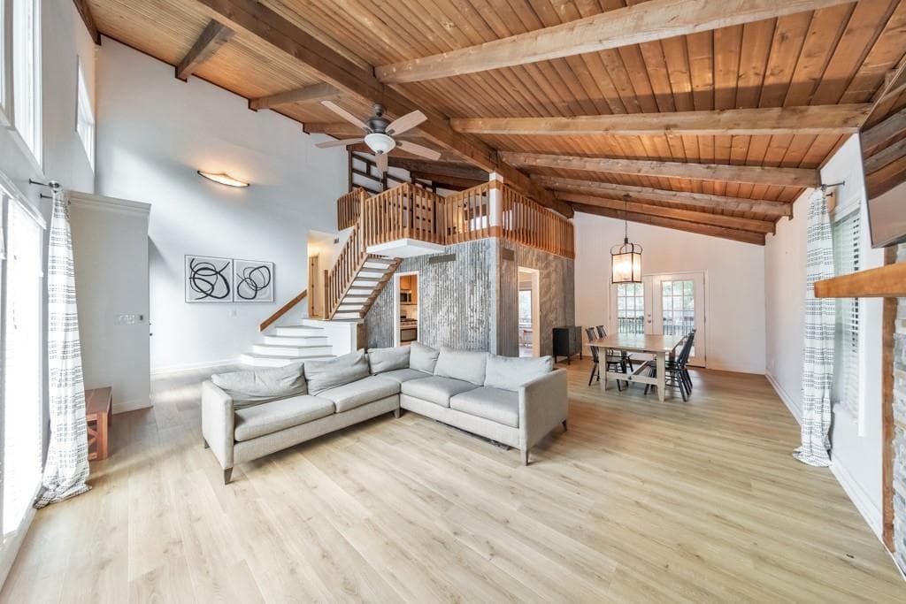 4 bedroom, 3 bathroom, 2,728 sq ft single family residence for rent at 3701 Thornwood Way, Marietta, GA 30062 for $3,300 a month — photo 5