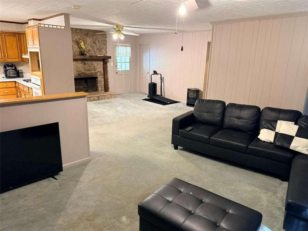 2 bedroom, 2 bathroom, 2,610 sq ft single family residence for sale at 2201 Rolling Acres Drive, Conyers, GA 30094 — photo 3