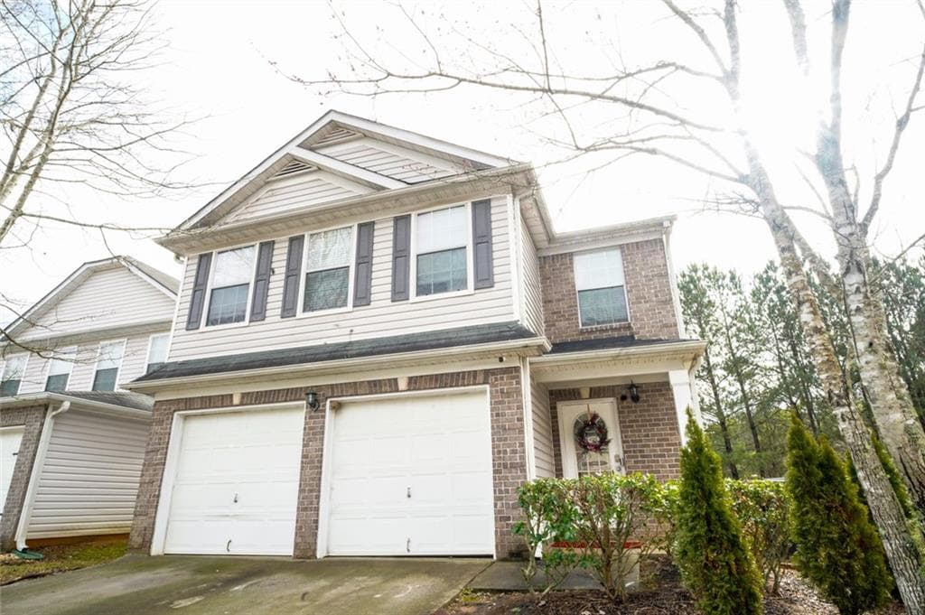 4 bedroom, 3 bathroom, 2,238 sq ft single family residence for sale at 1942 Eshelman Court, Atlanta, GA 30349 — photo 3