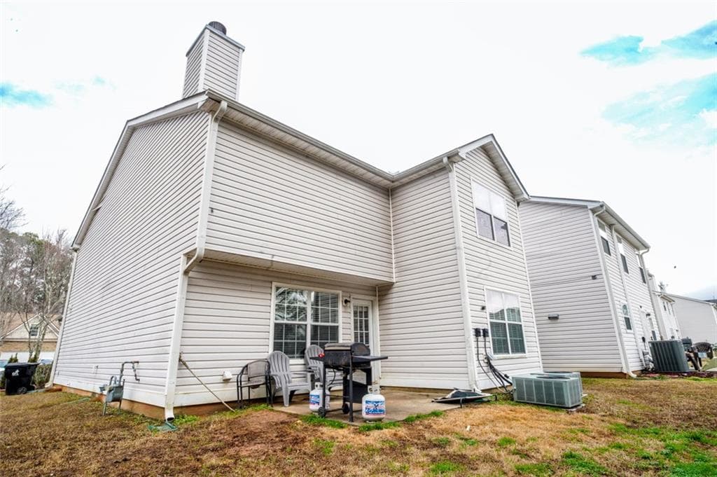 4 bedroom, 3 bathroom, 2,238 sq ft single family residence for sale at 1942 Eshelman Court, Atlanta, GA 30349 — photo 8
