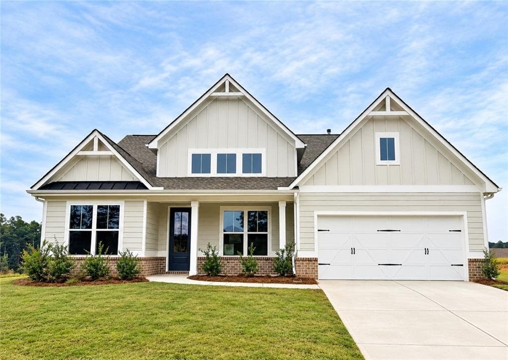 4 bedroom, 3 bathroom, 2,518 sq ft home for sale at 138 Torrey Pines Circle, Villa Rica, GA