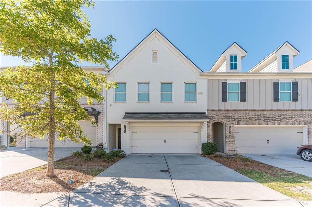 3 bedroom, 3 bathroom, 1,852 sq ft townhouse for sale at 1363 Willamette Way, Marietta, GA 30008