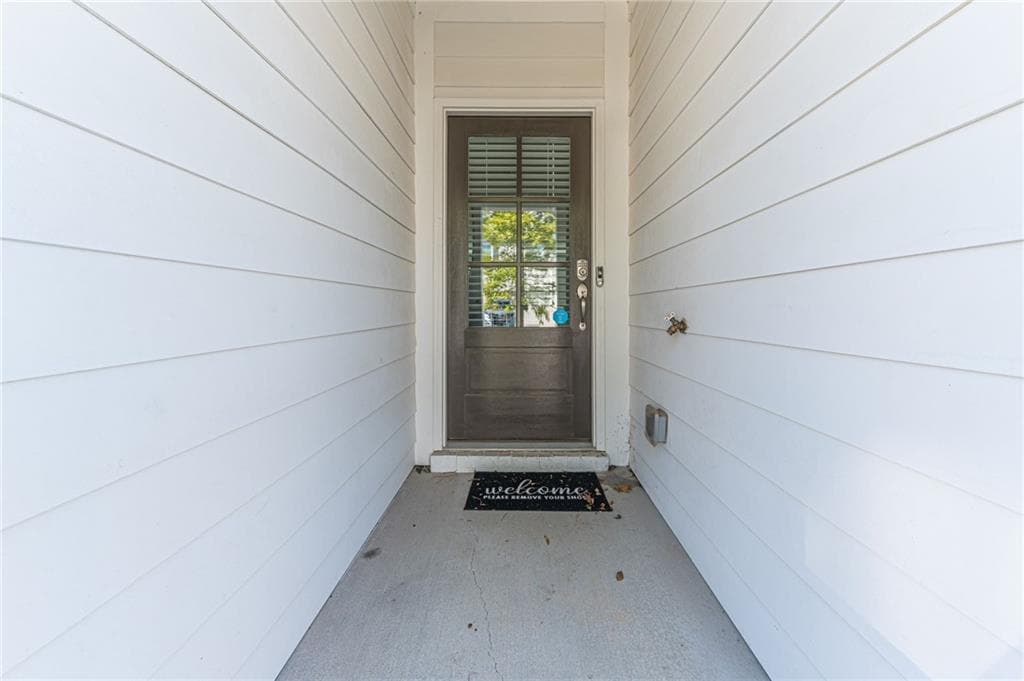 3 bedroom, 3 bathroom, 1,852 sq ft townhouse for sale at 1363 Willamette Way, Marietta, GA 30008 — photo 3
