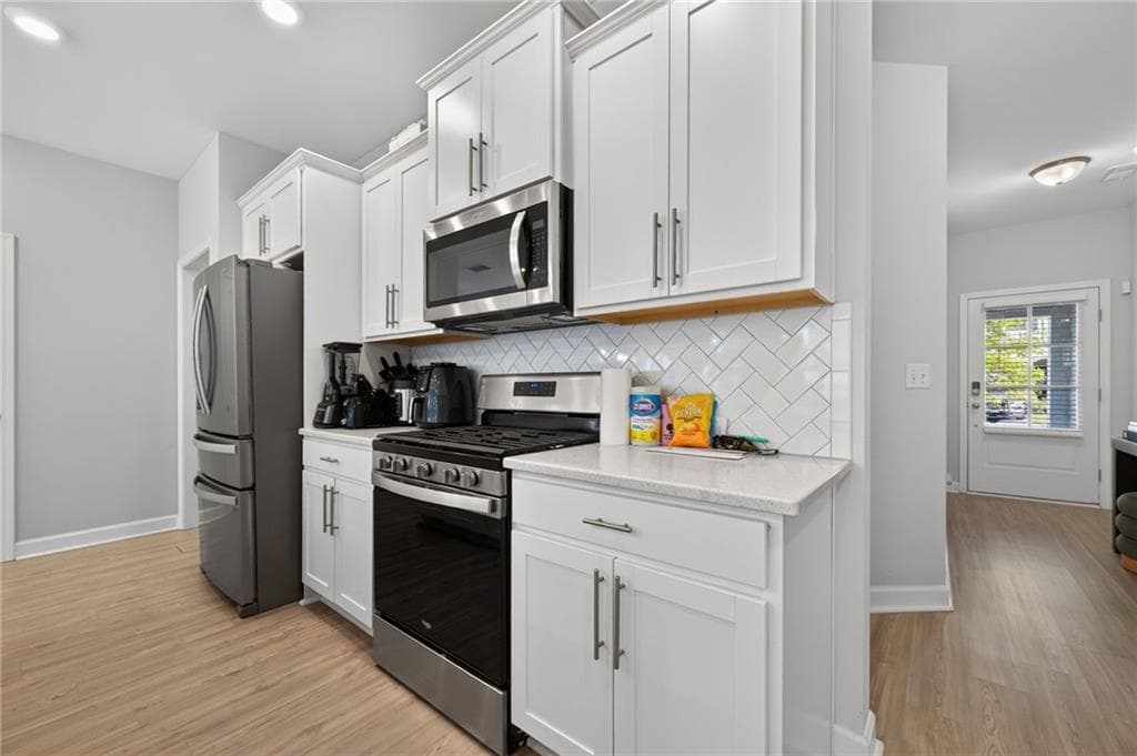 3 bedroom, 3 bathroom, 1,852 sq ft townhouse for sale at 1363 Willamette Way, Marietta, GA 30008 — photo 8