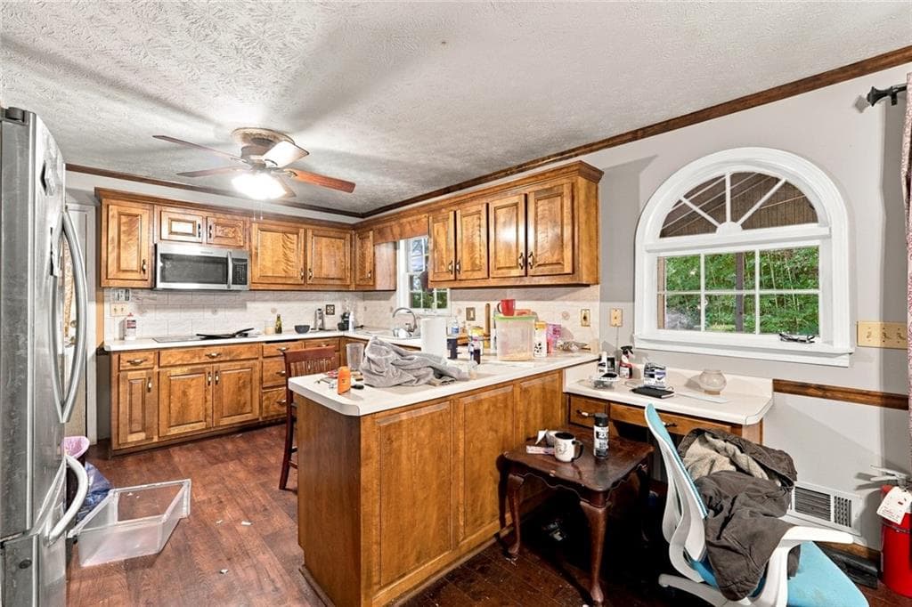 3 bedroom, 3 bathroom, 2,155 sq ft single family residence for sale at 2864 London Lane, Duluth, GA 30096 — photo 9