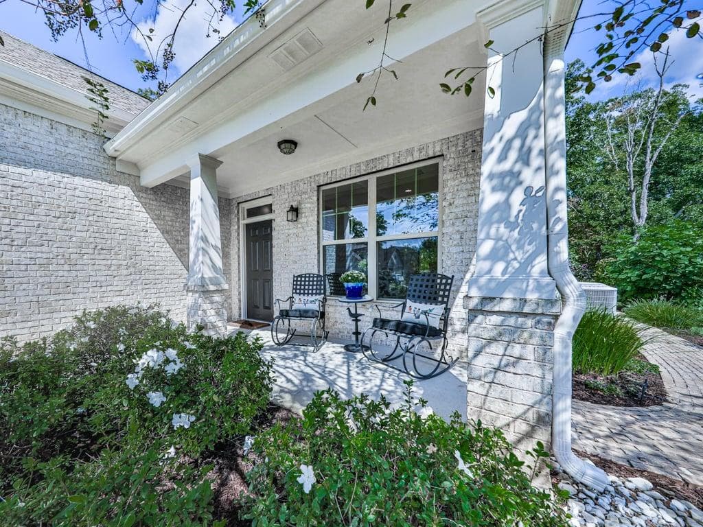 3 bedroom, 2 bathroom, 2,598 sq ft single family residence for sale at 340 Pepperwood Way, Canton, GA 30114 — photo 9