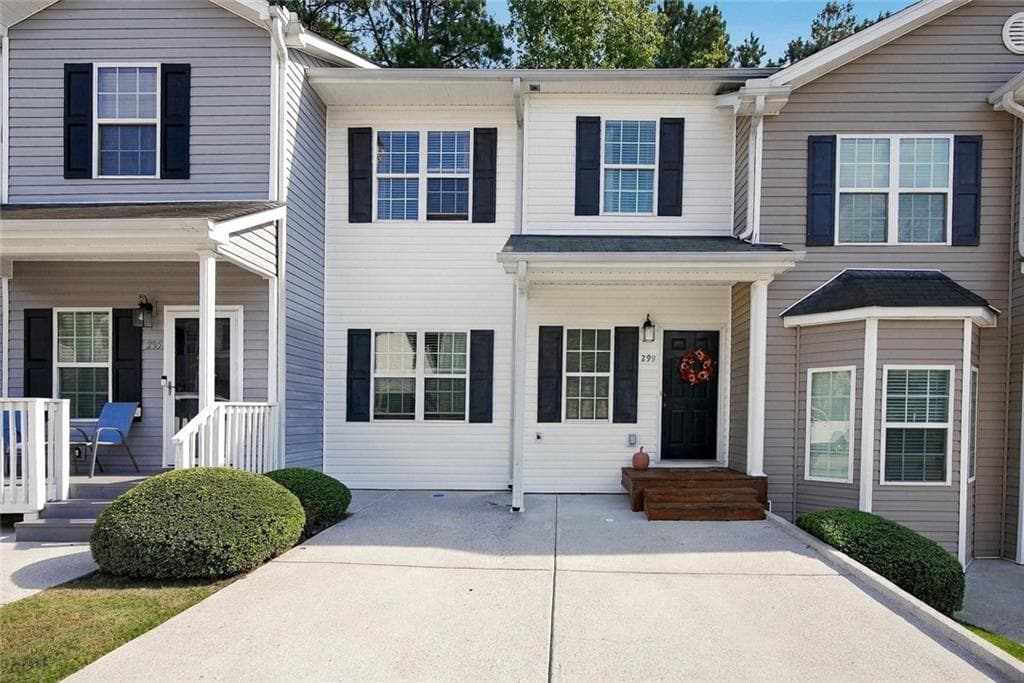 2 bedroom, 3 bathroom, 1,450 sq ft home for sale at 299 Venture Path, Hiram, GA