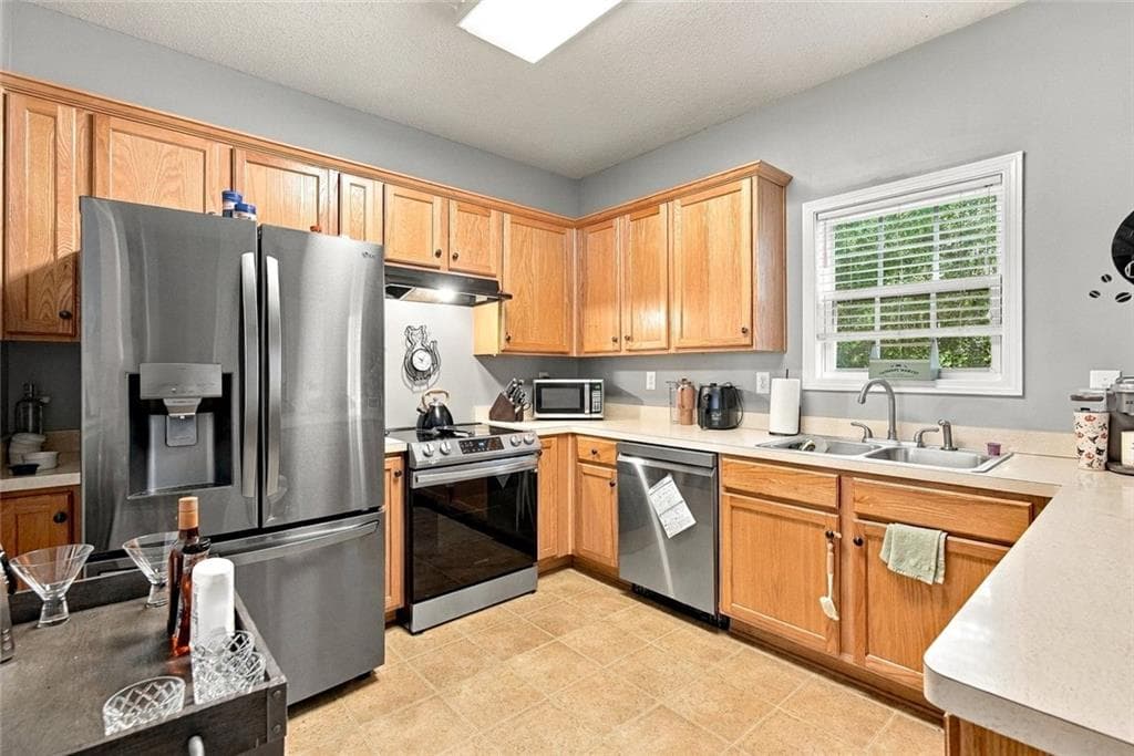 2 bedroom, 3 bathroom, 1,450 sq ft townhouse for sale at 299 Venture Path, Hiram, GA 30141 — photo 9