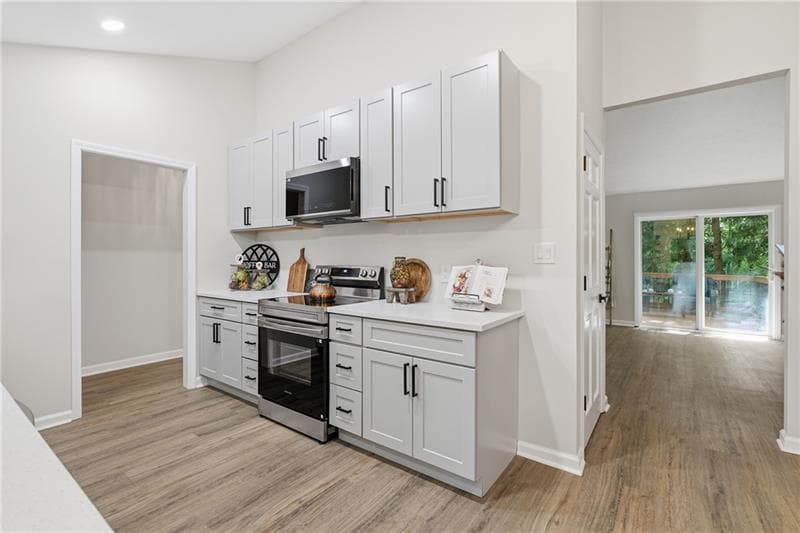 3 bedroom, 3 bathroom, 2,171 sq ft single family residence for sale at 2490 Stoney Brook Lane, Marietta, GA 30062 — photo 8