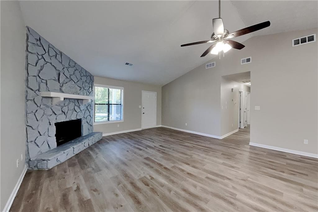 3 bedroom, 2 bathroom, 1,360 sq ft single family residence for rent at 4025 Leicester Drive, Kennesaw, GA 30144 for $1,975 a month — photo 2