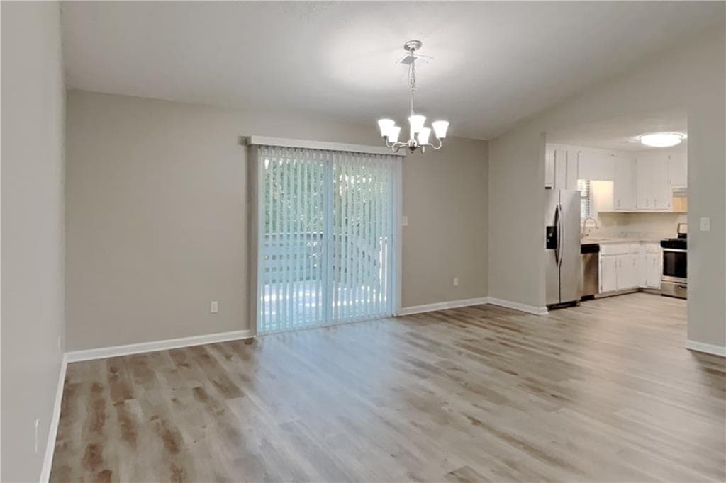 3 bedroom, 2 bathroom, 1,360 sq ft single family residence for rent at 4025 Leicester Drive, Kennesaw, GA 30144 for $1,975 a month — photo 5
