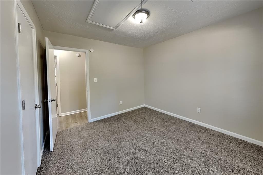 3 bedroom, 2 bathroom, 1,360 sq ft single family residence for rent at 4025 Leicester Drive, Kennesaw, GA 30144 for $1,975 a month — photo 10