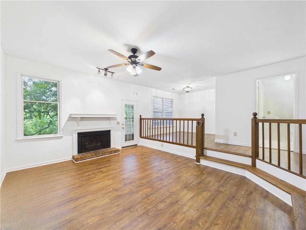 2 bedroom, 3 bathroom, 1,471 sq ft condominium for sale at 1111 Cannongate Crossing, Marietta, GA 30064 — photo 4