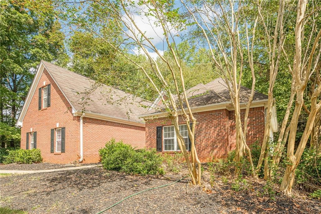 4 bedroom, 3 bathroom, 3,188 sq ft single family residence for sale at 36 Miners Way, Braselton, GA 30517 — photo 2