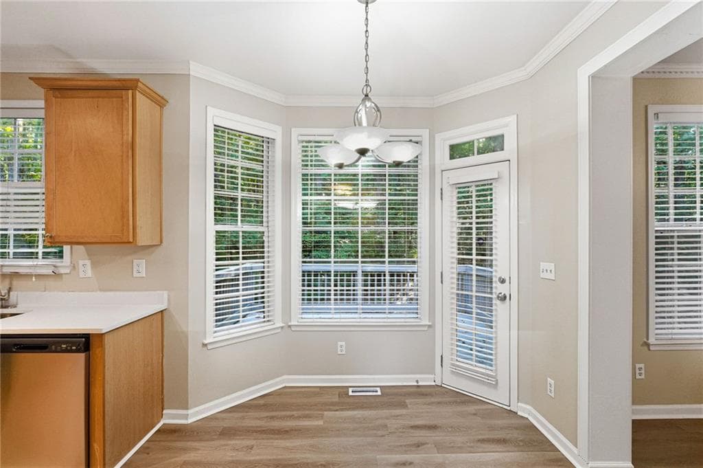 5 bedroom, 4 bathroom, 3,614 sq ft single family residence for sale at 4325 Celebration Drive, Atlanta, GA 30331 — photo 9