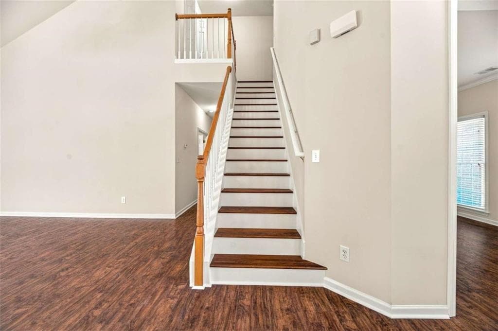4 bedroom, 3 bathroom, 2,899 sq ft single family residence for sale at 2984 Montview Drive, Marietta, GA 30060 — photo 8