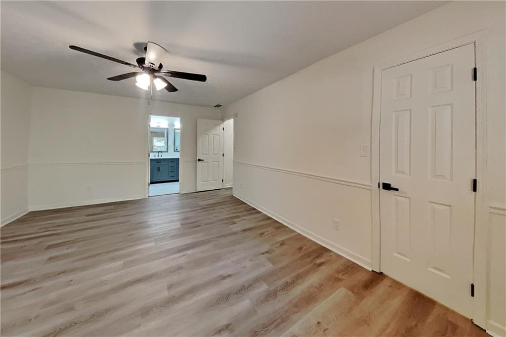 4 bedroom, 3 bathroom, 2,465 sq ft single family residence for rent at 1337 Arlene Court, Lilburn, GA 30047 for $2,500 a month — photo 10