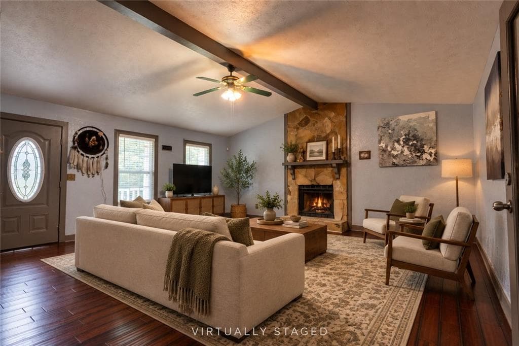3 bedroom, 3 bathroom, 2,350 sq ft single family residence for sale at 2633 W Regal Court, Lawrenceville, GA 30044 — photo 3