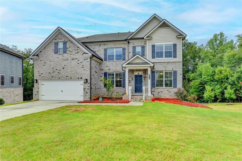 5 bedroom, 4 bathroom, 3,150 sq ft home for sale at 8190 Tiberon Parkway, Cumming, GA