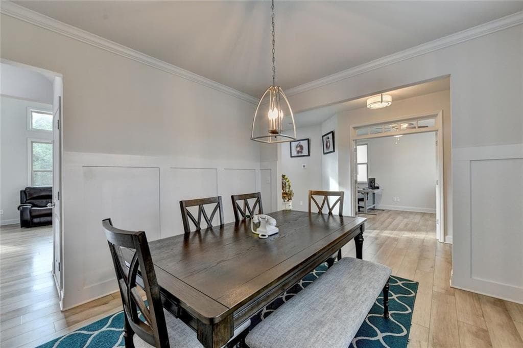 5 bedroom, 4 bathroom, 3,150 sq ft single family residence for sale at 8190 Tiberon Parkway, Cumming, GA 30028 — photo 7