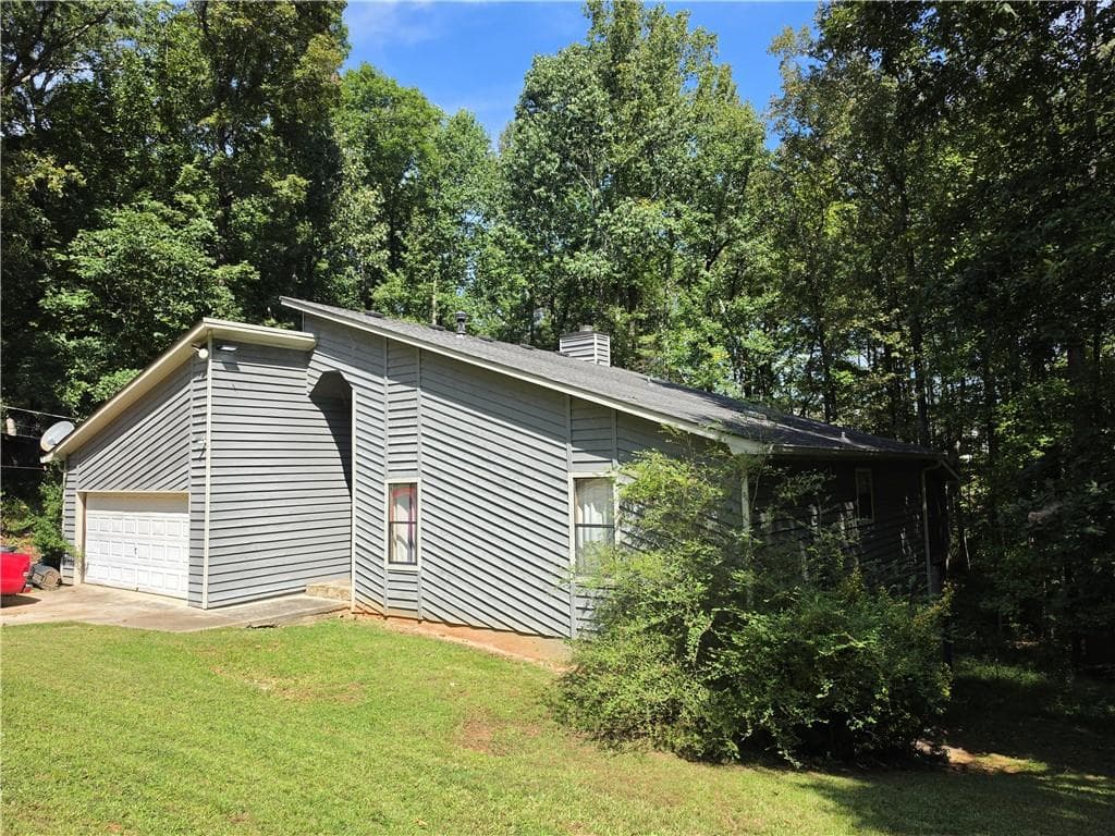 3 bedroom, 2 bathroom, 1,598 sq ft single family residence for sale at 4171 Autumn Lake Drive, Buford, GA 30519 — photo 2