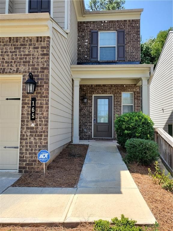 3 bedroom, 3 bathroom, 1,954 sq ft single family residence for sale at 165 Canvas Ives Drive, Lawrenceville, GA 30045 — photo 2