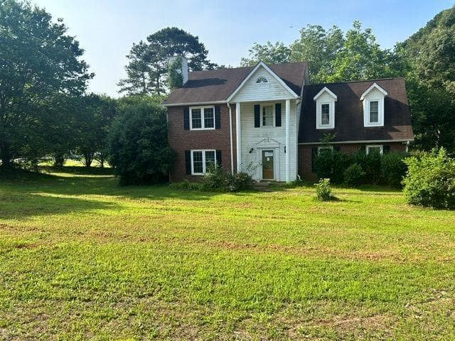 3 bedroom, 3 bathroom, 1,962 sq ft single family residence under contract at 11 Lakeview Lane, Stockbridge, GA 30281